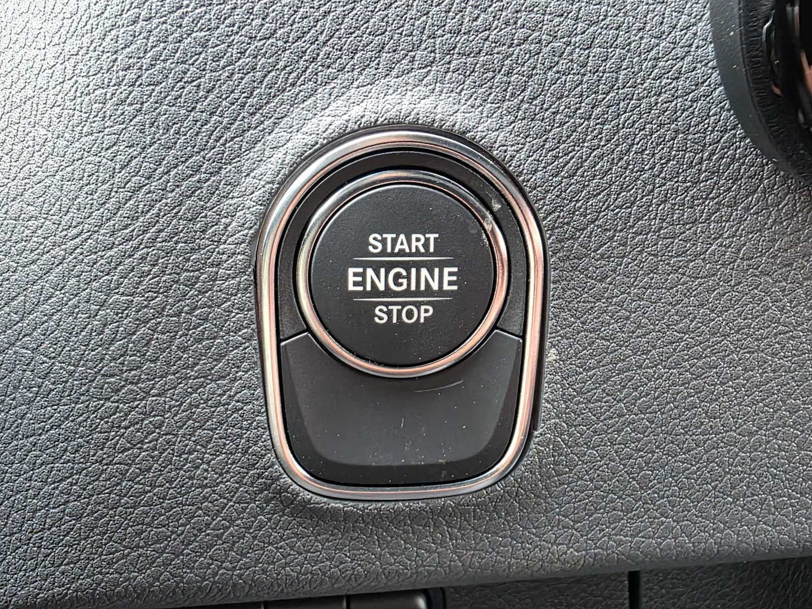 2026 Mercedes-Benz Sprinter 2500 Standard Roof I4 Diesel HO 144 AWD