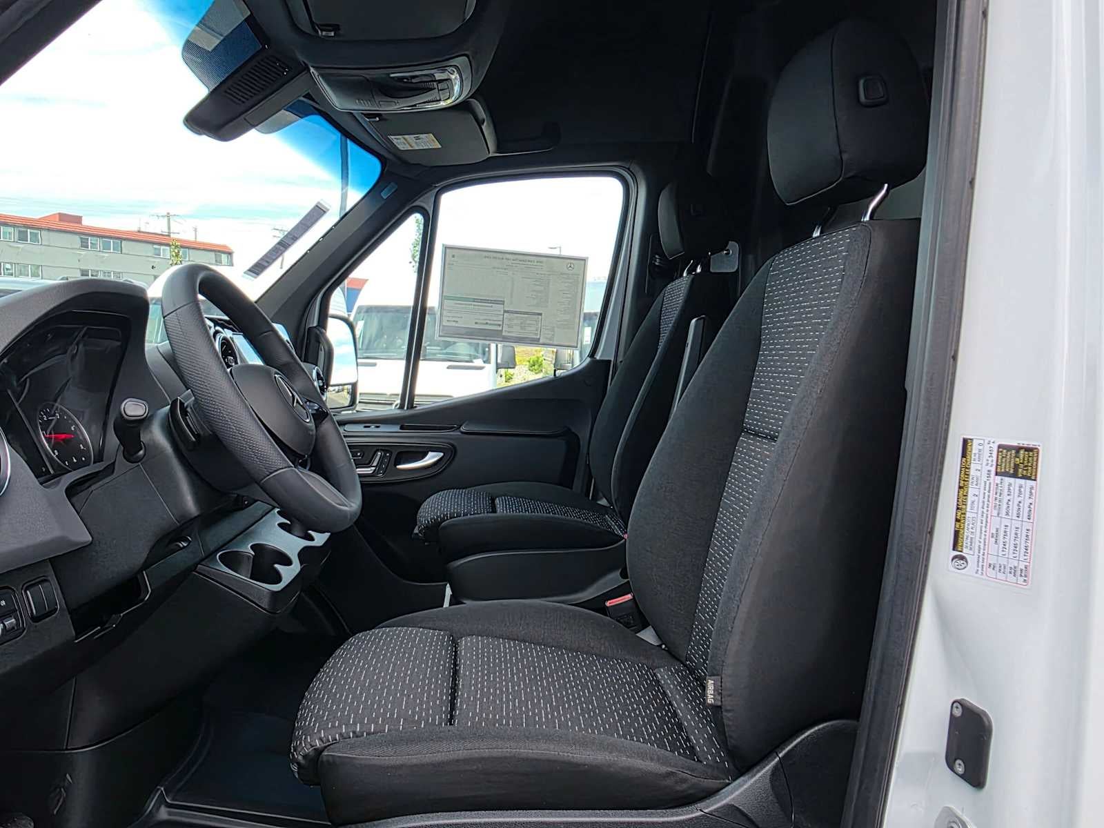 2026 Mercedes-Benz Sprinter Cargo 2500 Standard Roof I4 Diesel HO 144 AWD