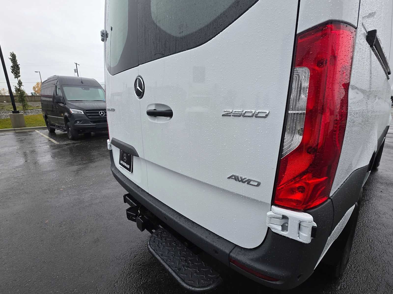 2026 Mercedes-Benz Sprinter Cargo 2500 Standard Roof I4 Diesel HO 144 AWD