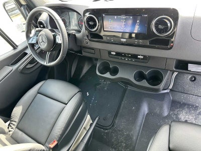 2026 Mercedes-Benz Sprinter 2500 Standard Roof I4 Diesel HO 144 AWD