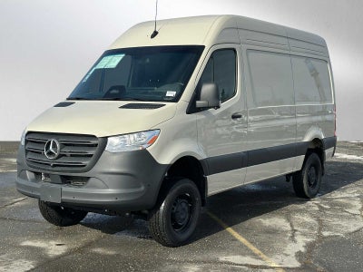 2026 Mercedes-Benz Sprinter 2500 Standard Roof I4 Diesel HO 144 AWD