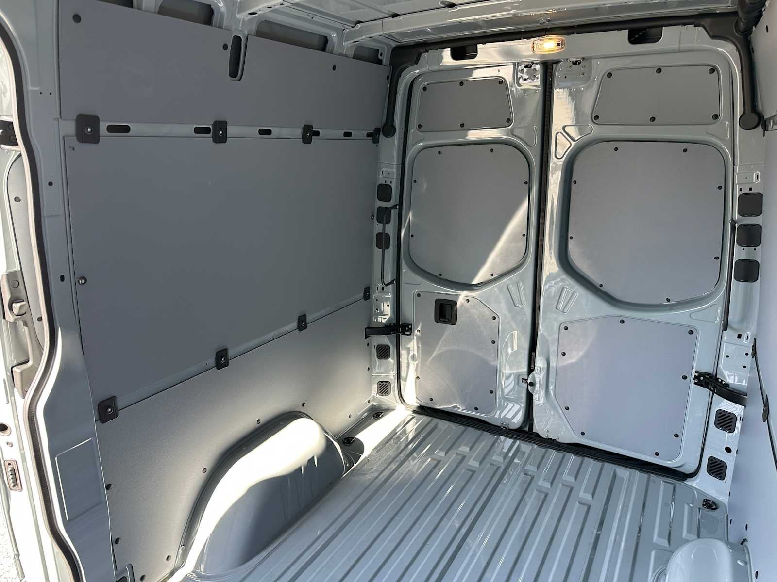 2026 Mercedes-Benz Sprinter 2500 Standard Roof I4 Diesel HO 144 AWD