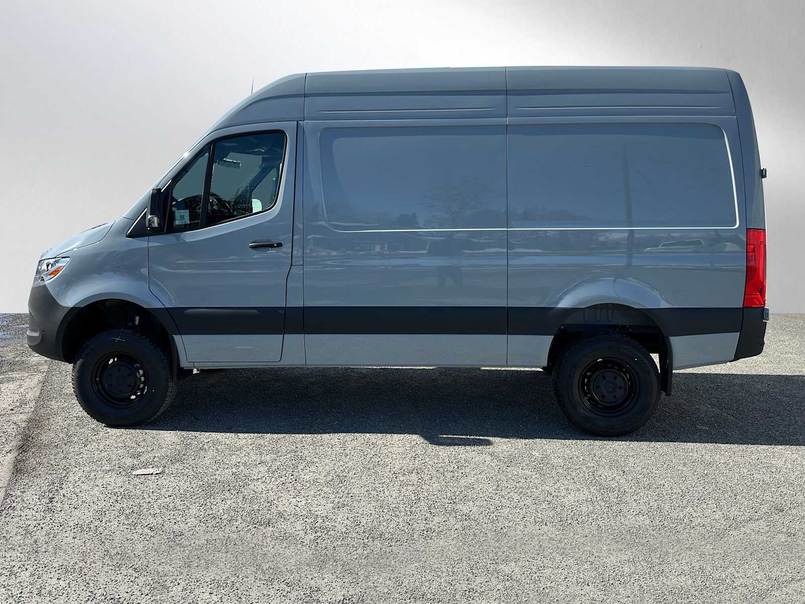 2026 Mercedes-Benz Sprinter 2500 Standard Roof I4 Diesel HO 144 AWD