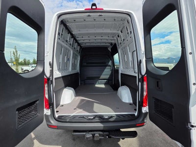 2026 Mercedes-Benz Sprinter 2500 Standard Roof I4 Diesel HO 144 AWD
