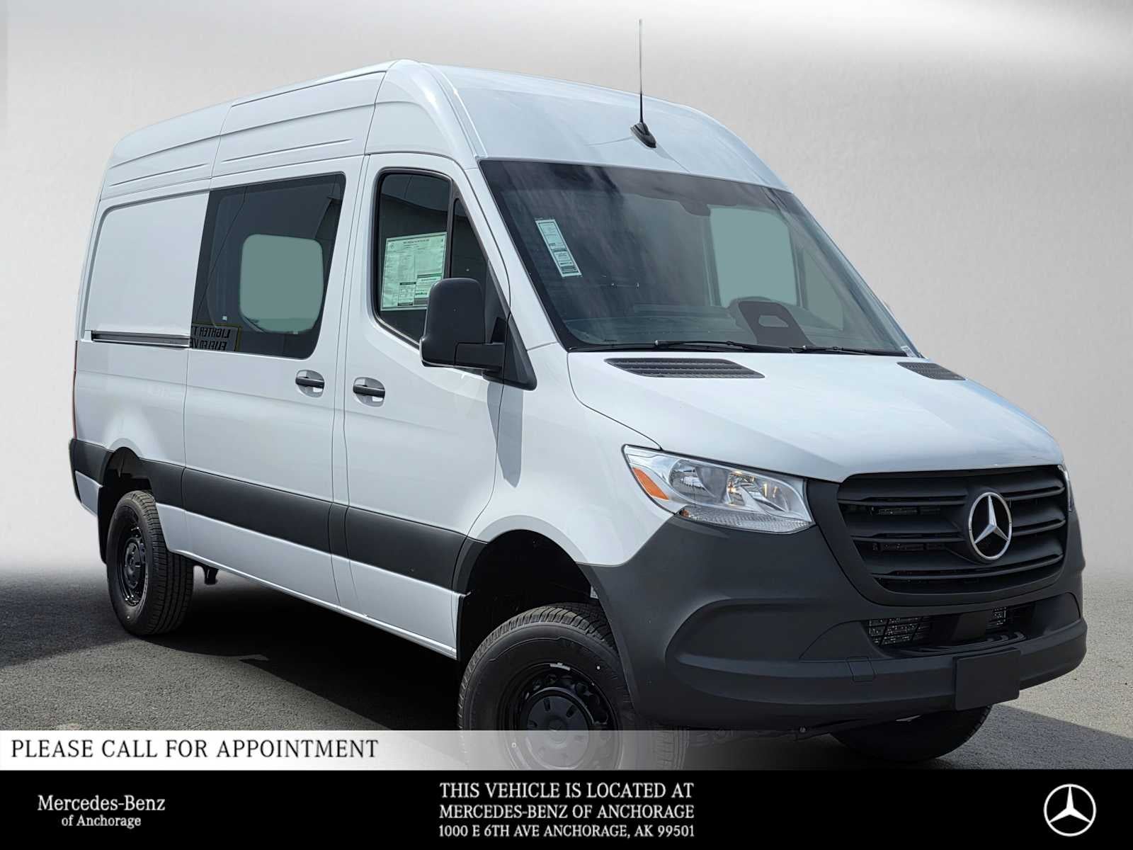 2026 Mercedes-Benz Sprinter 2500 Standard Roof I4 Diesel HO 144 AWD