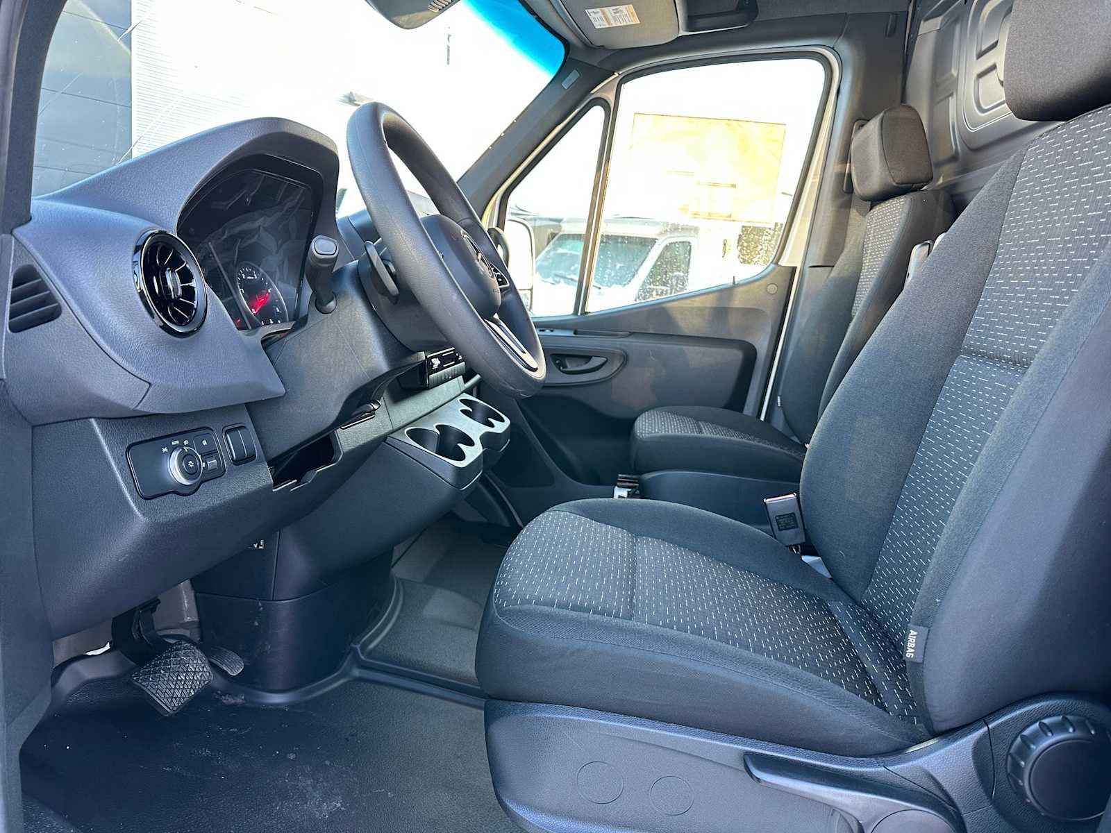 2024 Mercedes-Benz Sprinter Cargo Van 2500 High Roof I4 Diesel HO 170" RWD