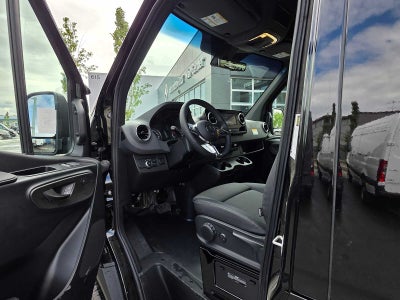 2026 Mercedes-Benz Sprinter 2500 High Roof I4 Diesel HO 170 AWD