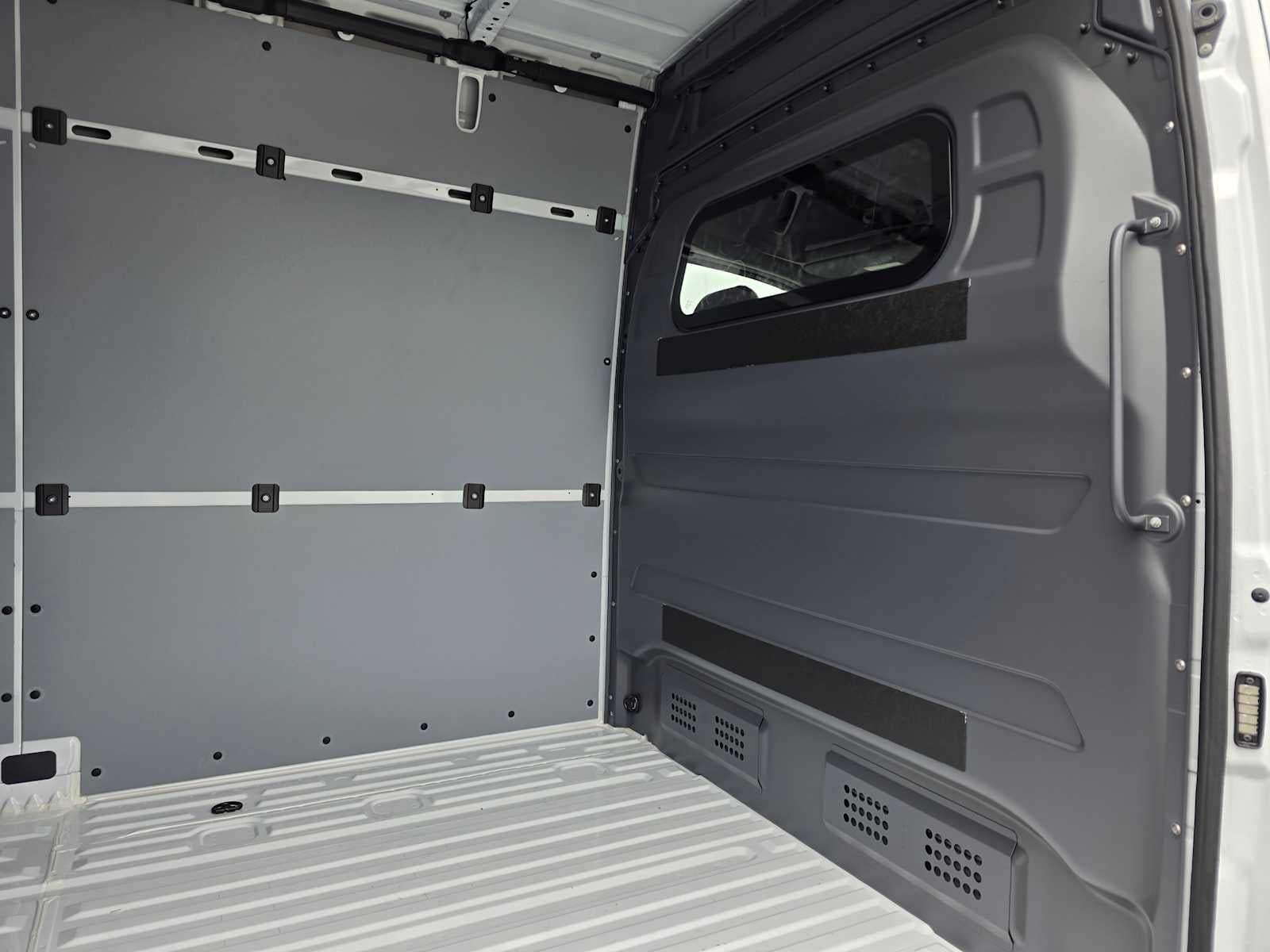 2026 Mercedes-Benz Sprinter 2500 High Roof I4 Diesel HO 170 AWD