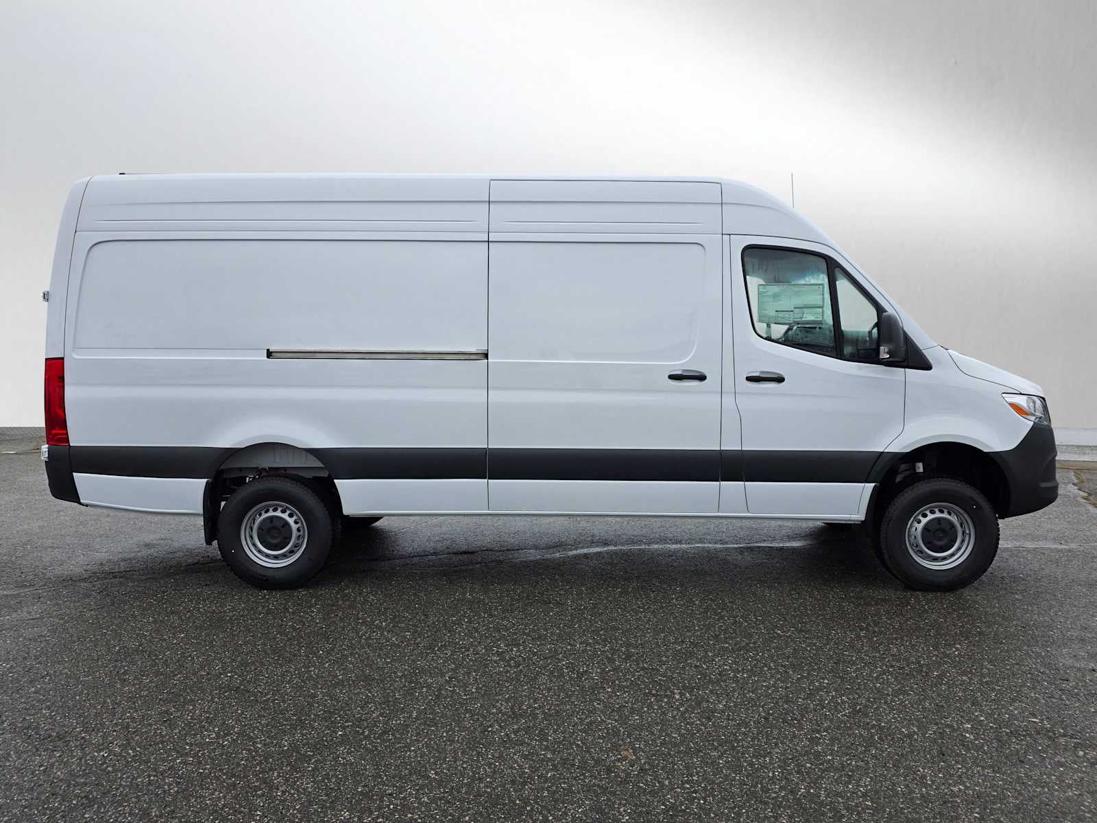 2026 Mercedes-Benz Sprinter 2500 High Roof I4 Diesel HO 170 AWD