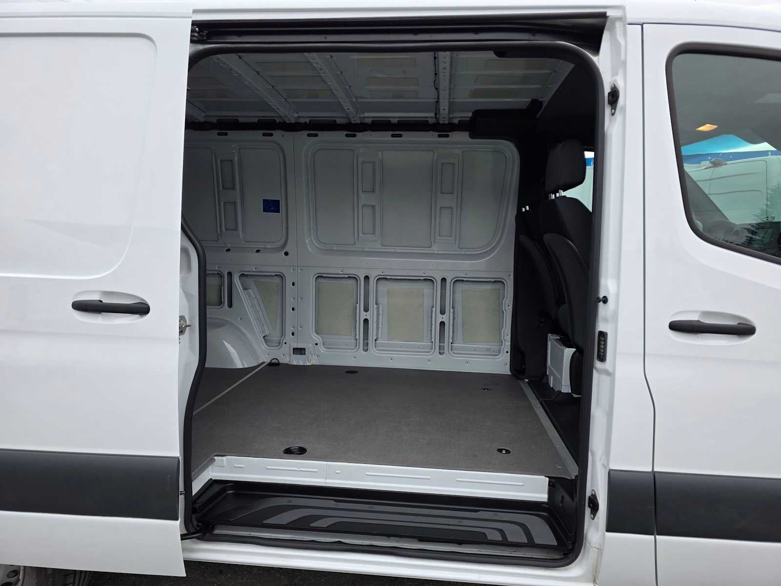 2023 Mercedes-Benz Sprinter Cargo Van 1500 Standard Roof I4 Gas 144 RWD