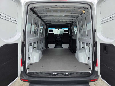 2023 Mercedes-Benz Sprinter Cargo Van 1500 Standard Roof I4 Gas 144 RWD