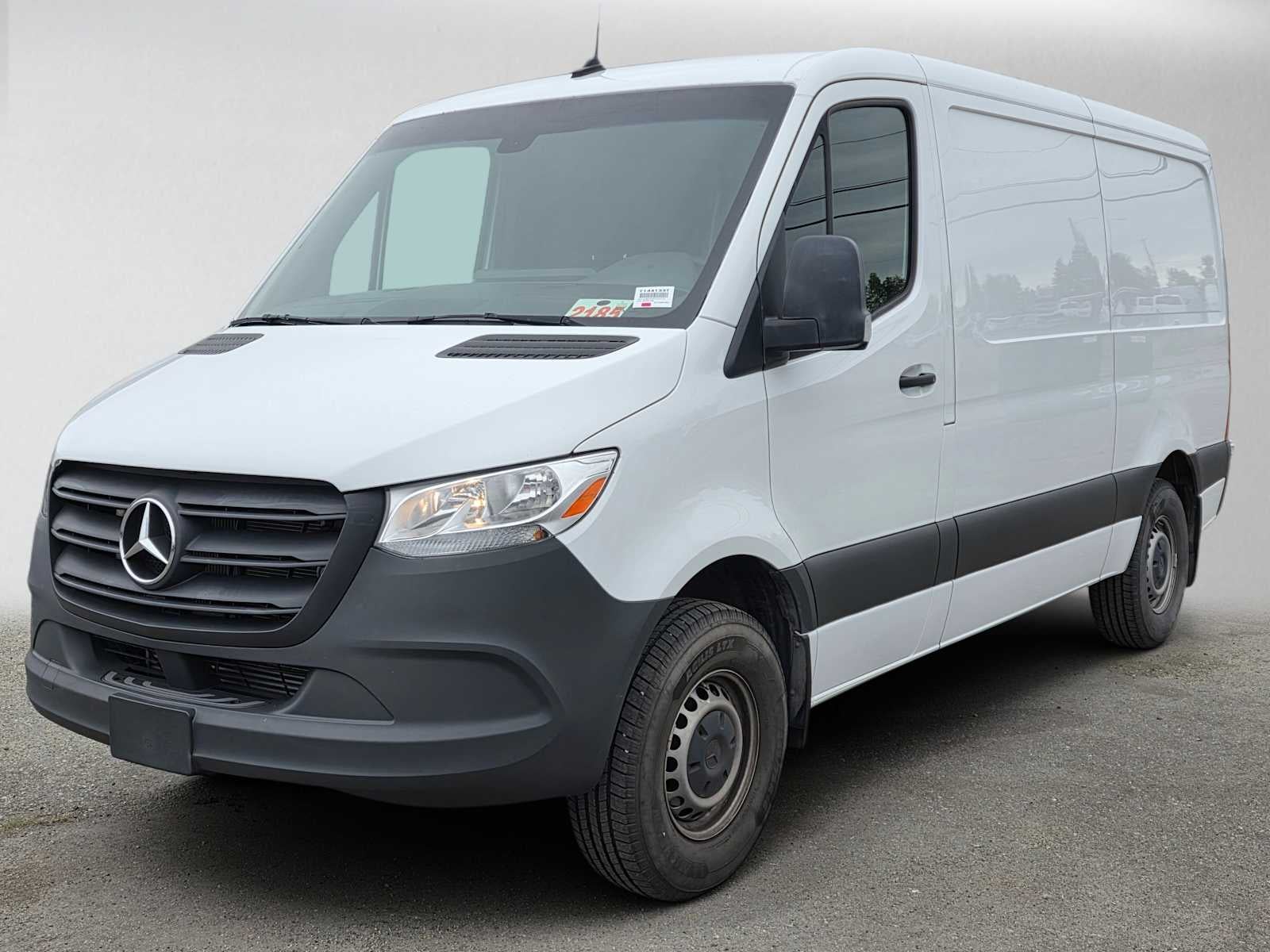 2023 Mercedes-Benz Sprinter Cargo Van 1500 Standard Roof I4 Gas 144 RWD