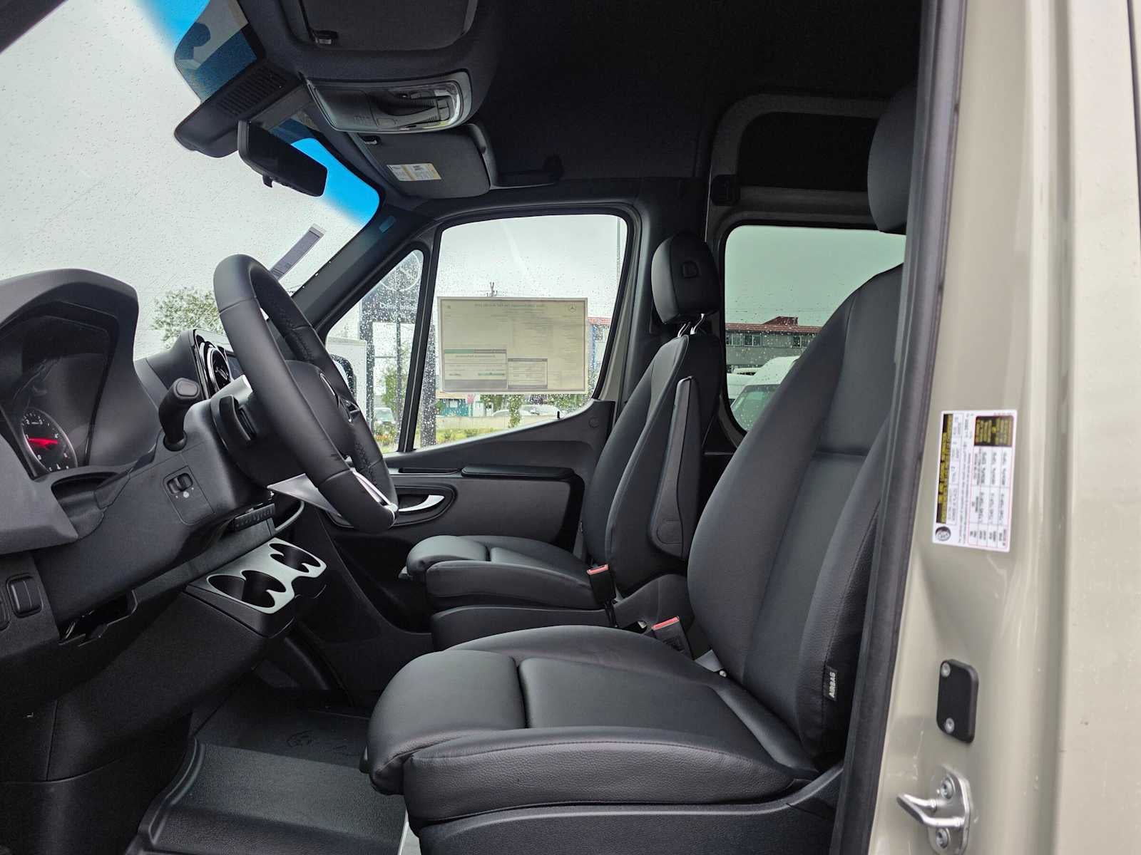 2026 Mercedes-Benz Sprinter Passenger 2500 Standard Roof I4 Diesel HO 144 AWD
