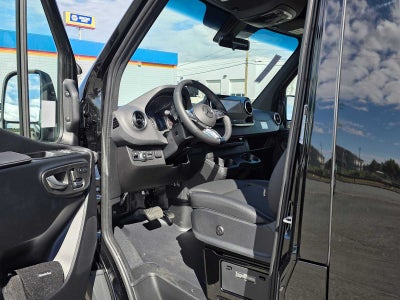 2026 Mercedes-Benz Sprinter Passenger Van 2500 Standard Roof I4 Diesel HO 144 AWD