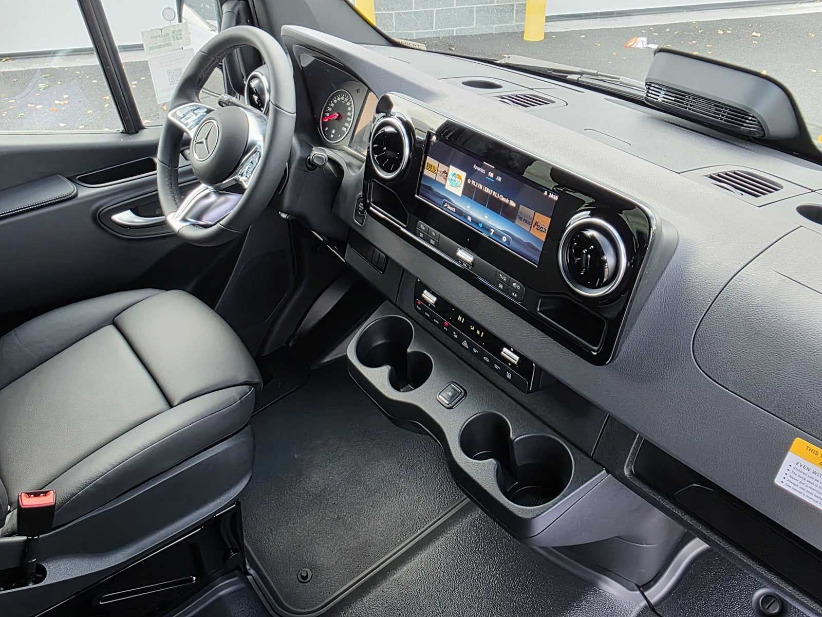 2026 Mercedes-Benz Sprinter Passenger 2500 Standard Roof I4 Diesel HO 144 AWD