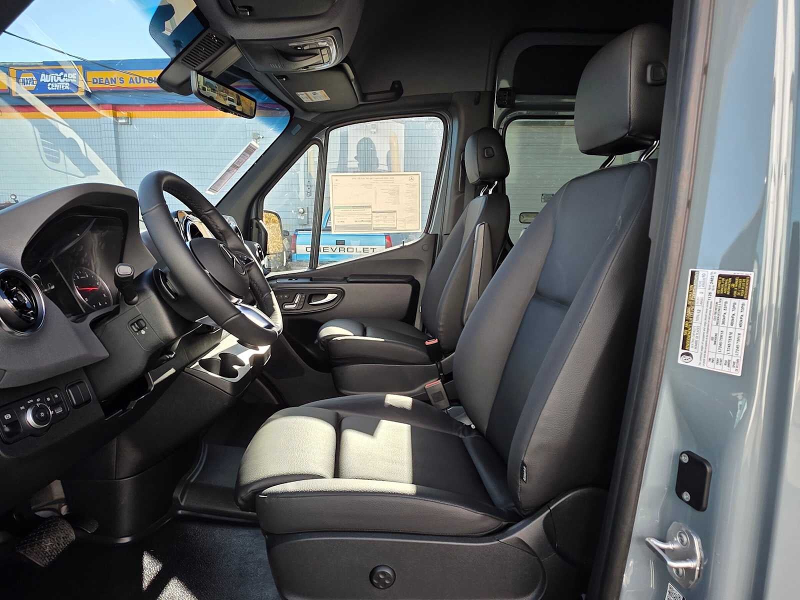 2026 Mercedes-Benz Sprinter Passenger 2500 Standard Roof I4 Diesel HO 144 AWD