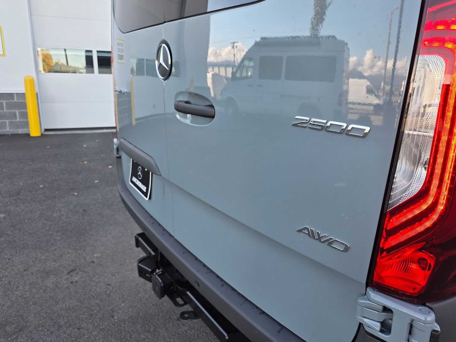 2026 Mercedes-Benz Sprinter Passenger 2500 Standard Roof I4 Diesel HO 144 AWD
