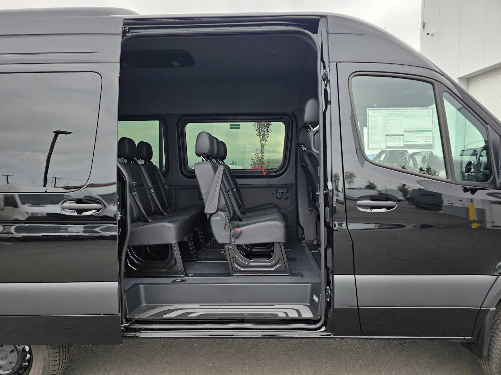 2026 Mercedes-Benz Sprinter Passenger 2500 Standard Roof I4 Diesel HO 144 AWD