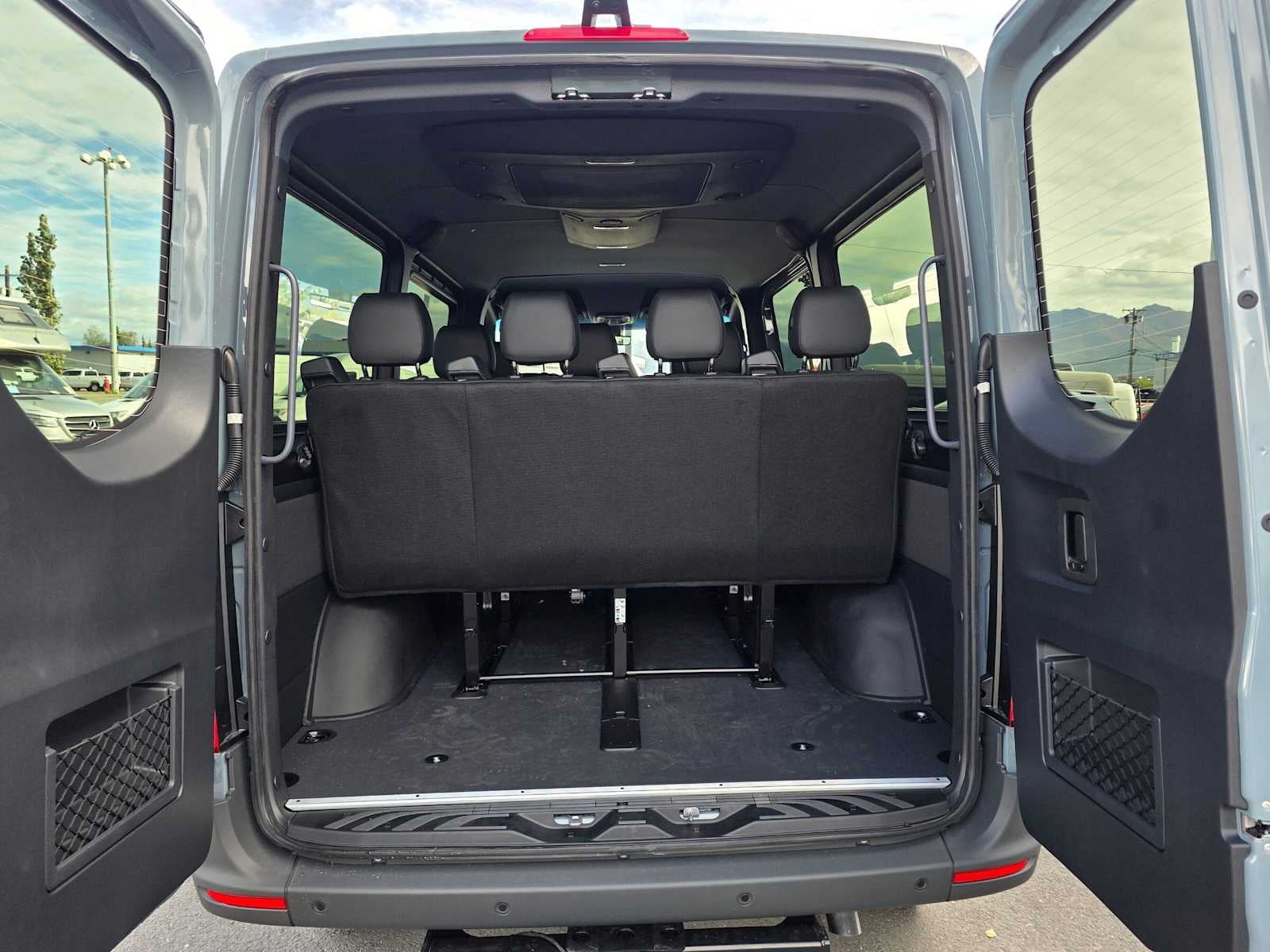 2026 Mercedes-Benz Sprinter Passenger 2500 Standard Roof I4 Diesel HO 144 AWD