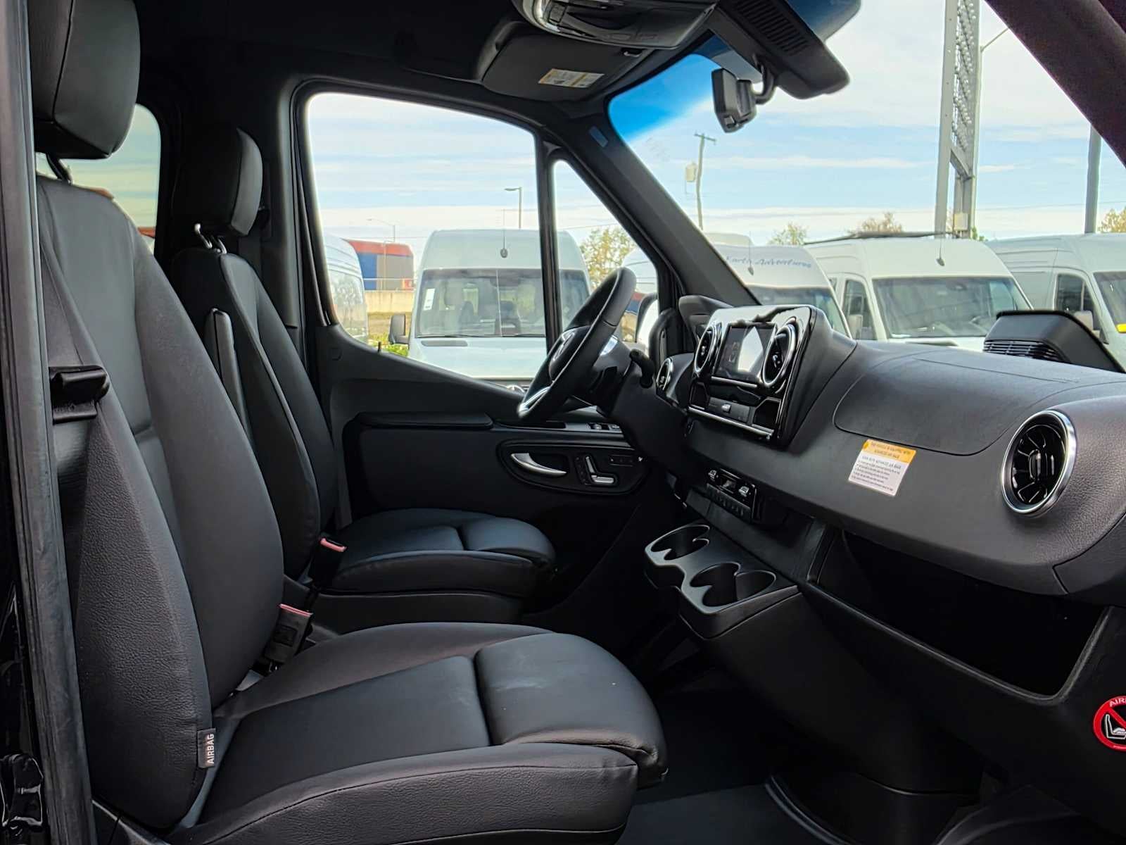 2026 Mercedes-Benz Sprinter Passenger 2500 Standard Roof I4 Diesel HO 144 AWD
