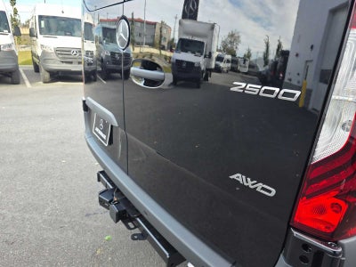 2026 Mercedes-Benz Sprinter Passenger 2500 Standard Roof I4 Diesel HO 144 AWD