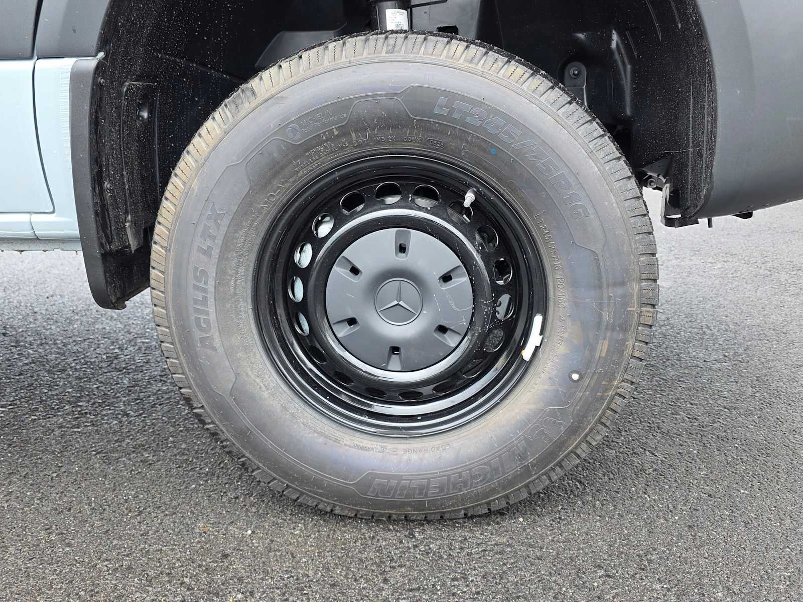 2026 Mercedes-Benz Sprinter Passenger Van 2500 Standard Roof I4 Diesel HO 144 AWD