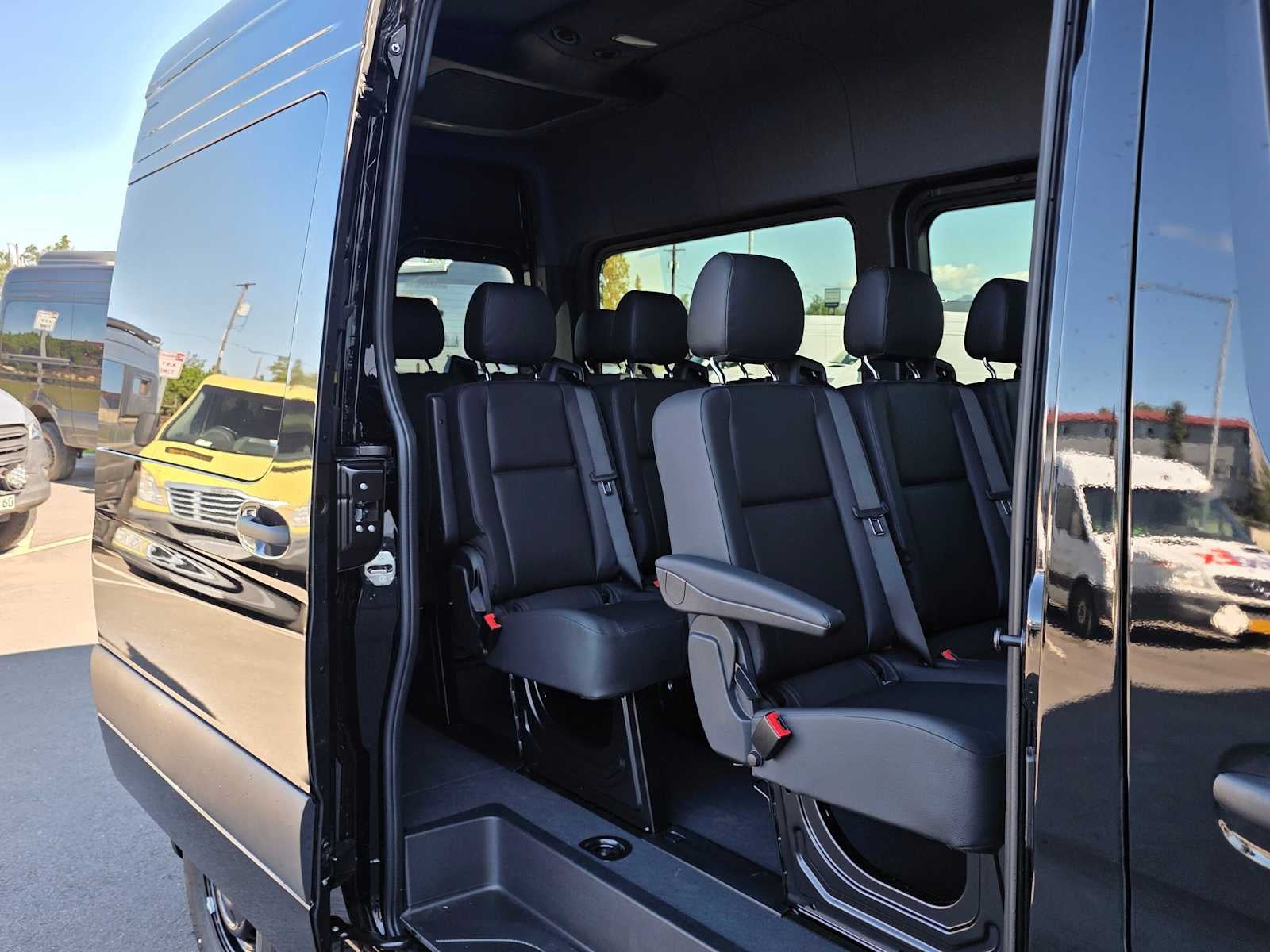 2026 Mercedes-Benz Sprinter Passenger 2500 Standard Roof I4 Diesel HO 144 AWD