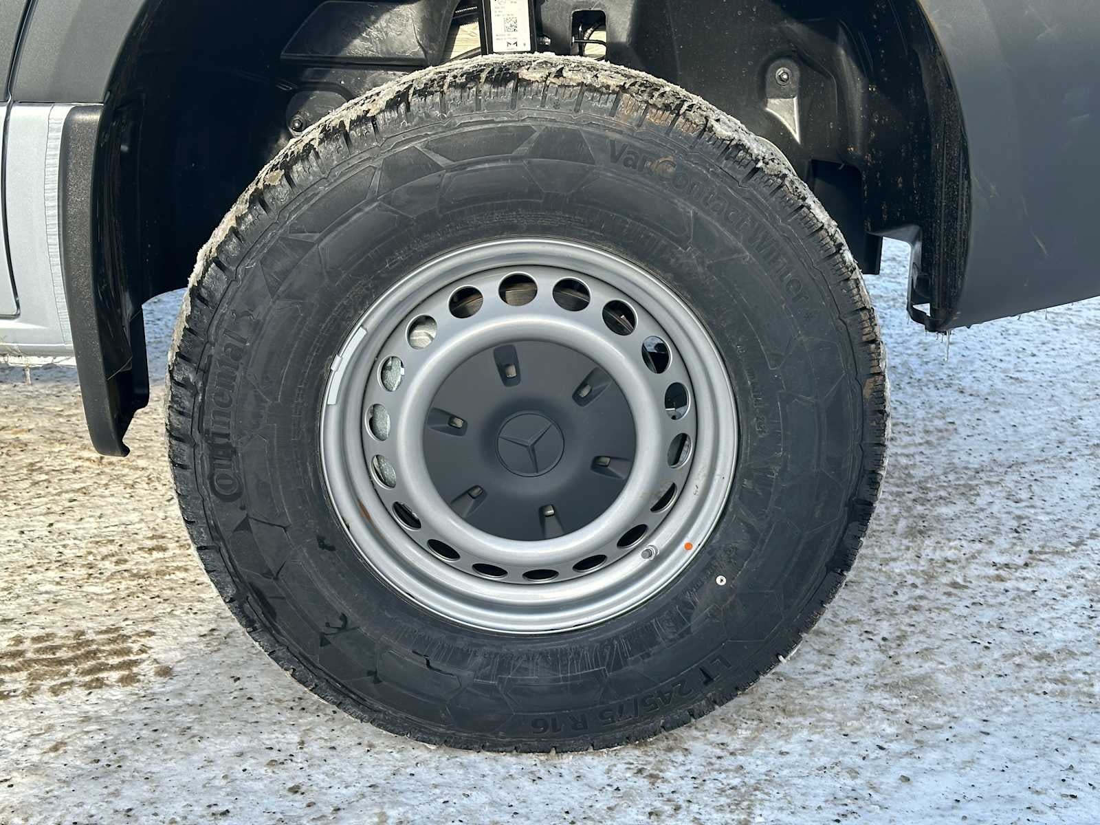 2026 Mercedes-Benz Sprinter Passenger Van 2500 Standard Roof I4 Diesel HO 144" AWD