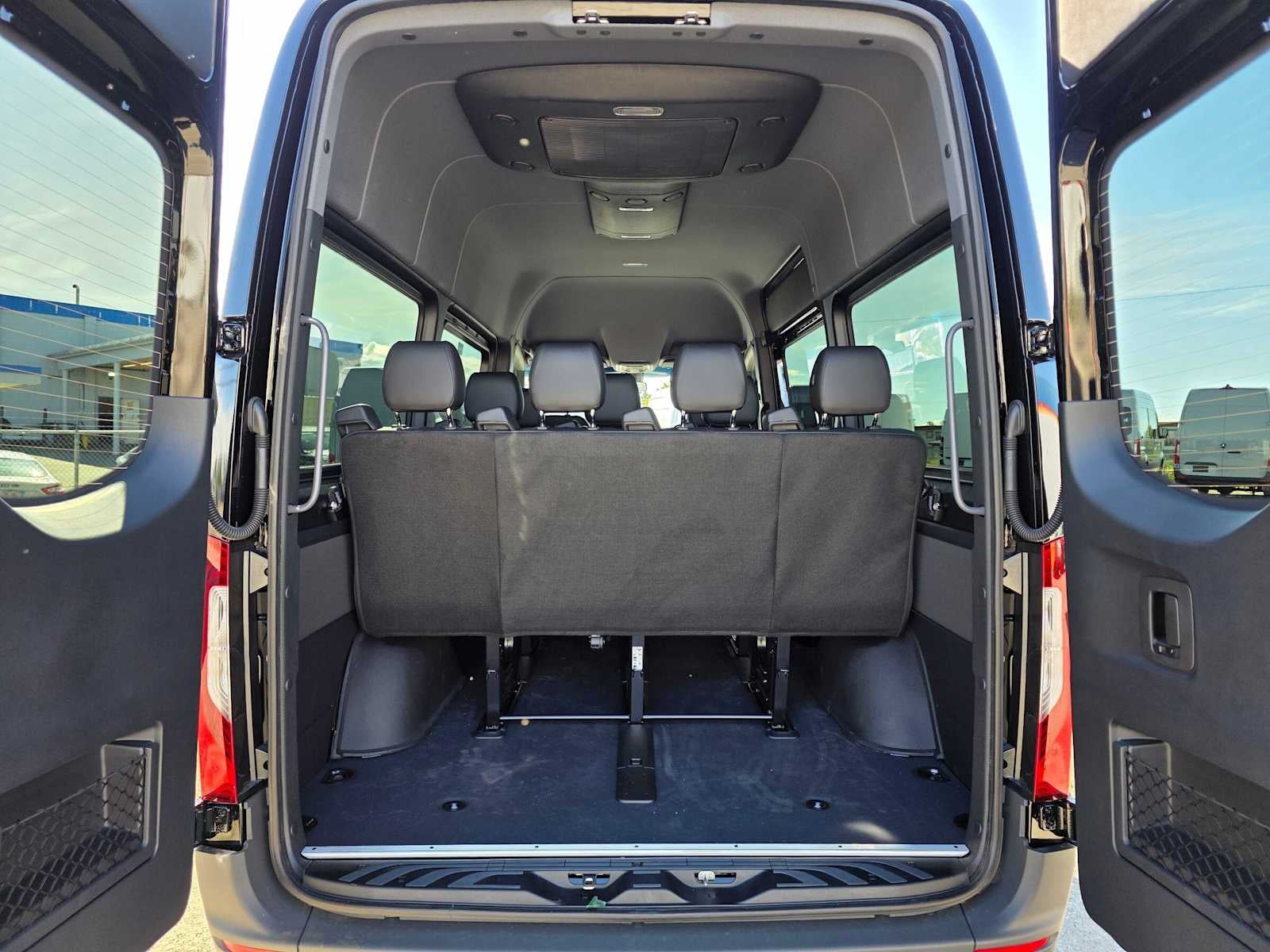 2026 Mercedes-Benz Sprinter Passenger Van 2500 Standard Roof I4 Diesel HO 144 AWD