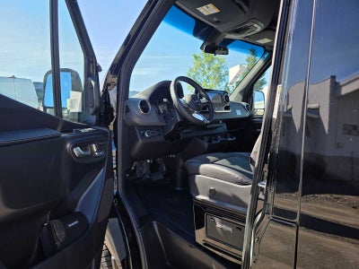 2026 Mercedes-Benz Sprinter Passenger Van 2500 Standard Roof I4 Diesel HO 144 AWD