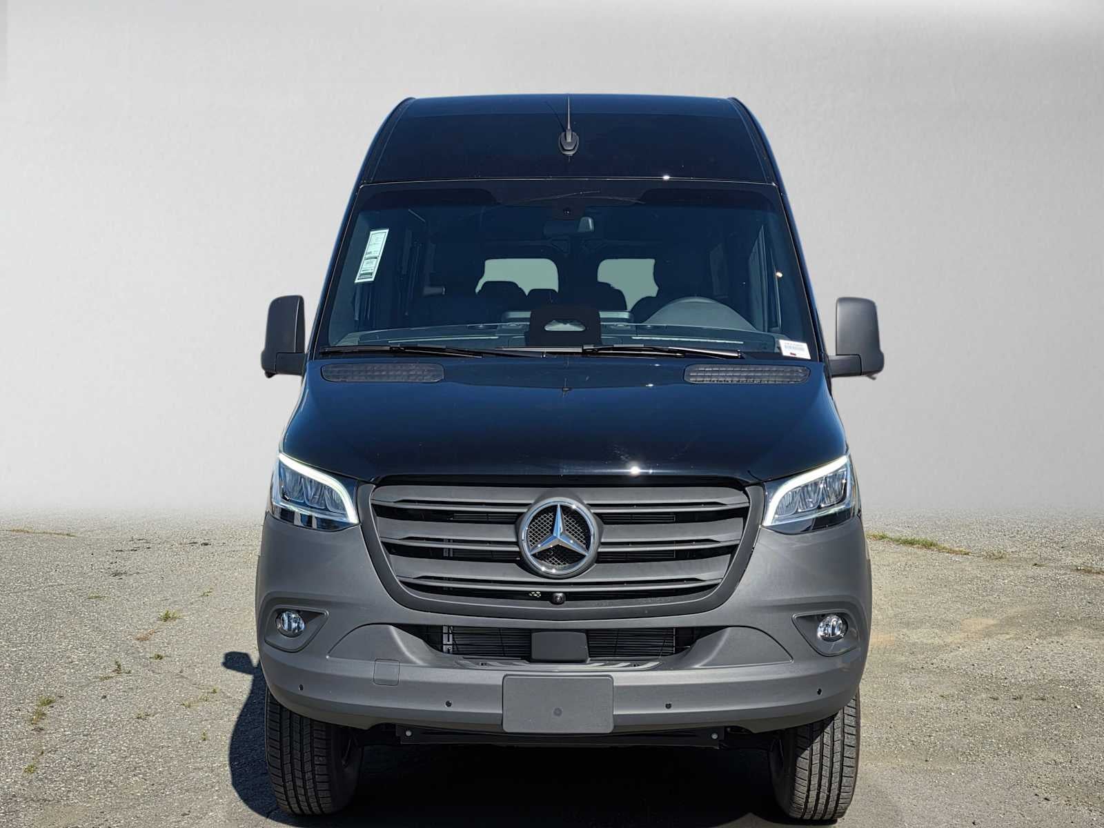 2026 Mercedes-Benz Sprinter Passenger Van 2500 Standard Roof I4 Diesel HO 144 AWD