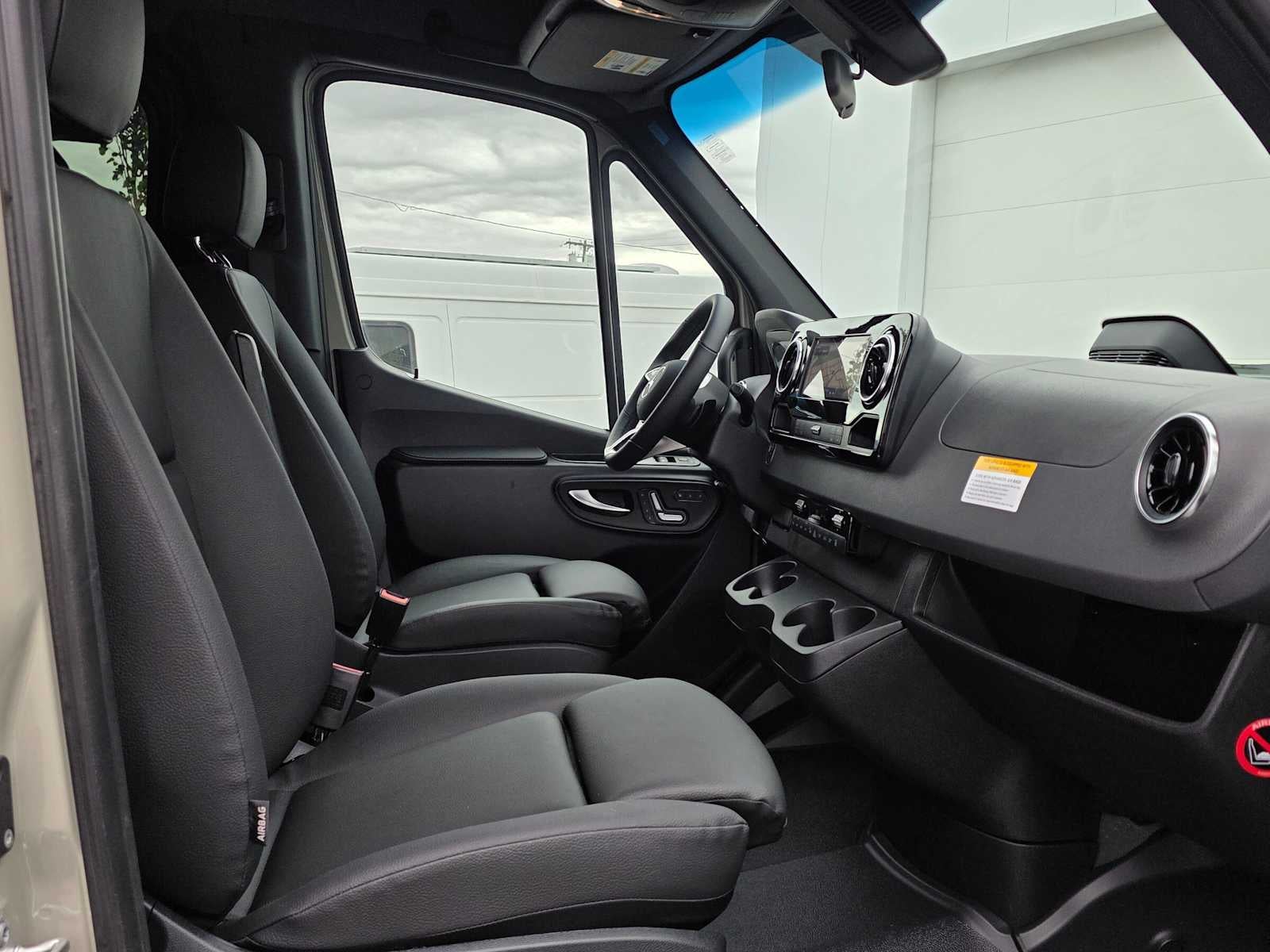 2026 Mercedes-Benz Sprinter Passenger Van 2500 Standard Roof I4 Diesel HO 144 AWD