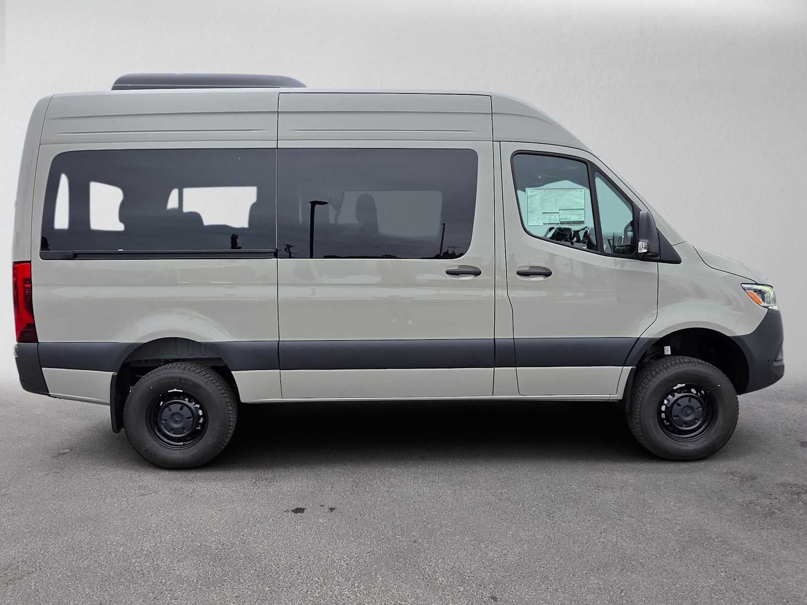 2026 Mercedes-Benz Sprinter Passenger Van 2500 Standard Roof I4 Diesel HO 144 AWD