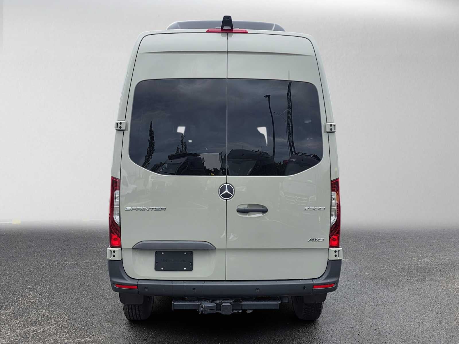 2026 Mercedes-Benz Sprinter Passenger Van 2500 Standard Roof I4 Diesel HO 144 AWD