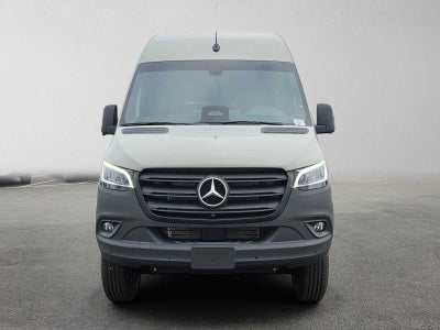 2026 Mercedes-Benz Sprinter Passenger Van 2500 Standard Roof I4 Diesel HO 144 AWD