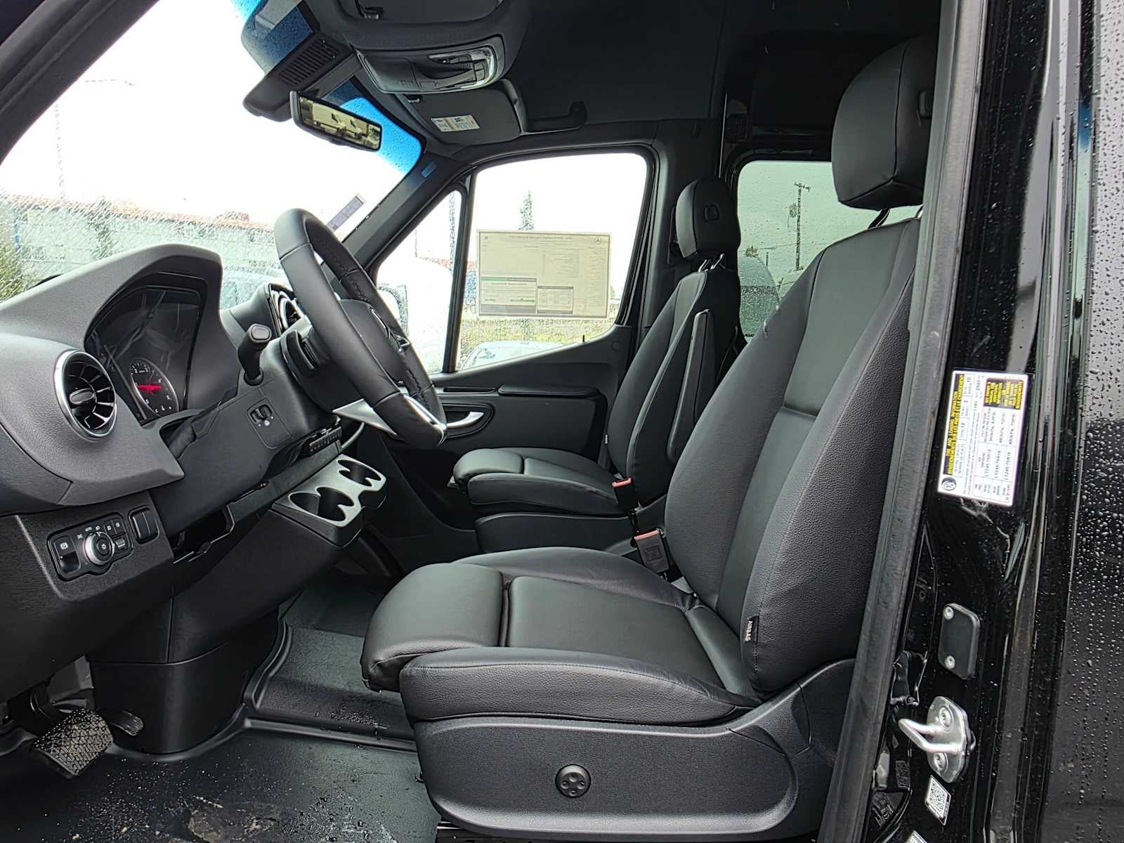 2026 Mercedes-Benz Sprinter Passenger 2500 Standard Roof I4 Diesel HO 144 AWD
