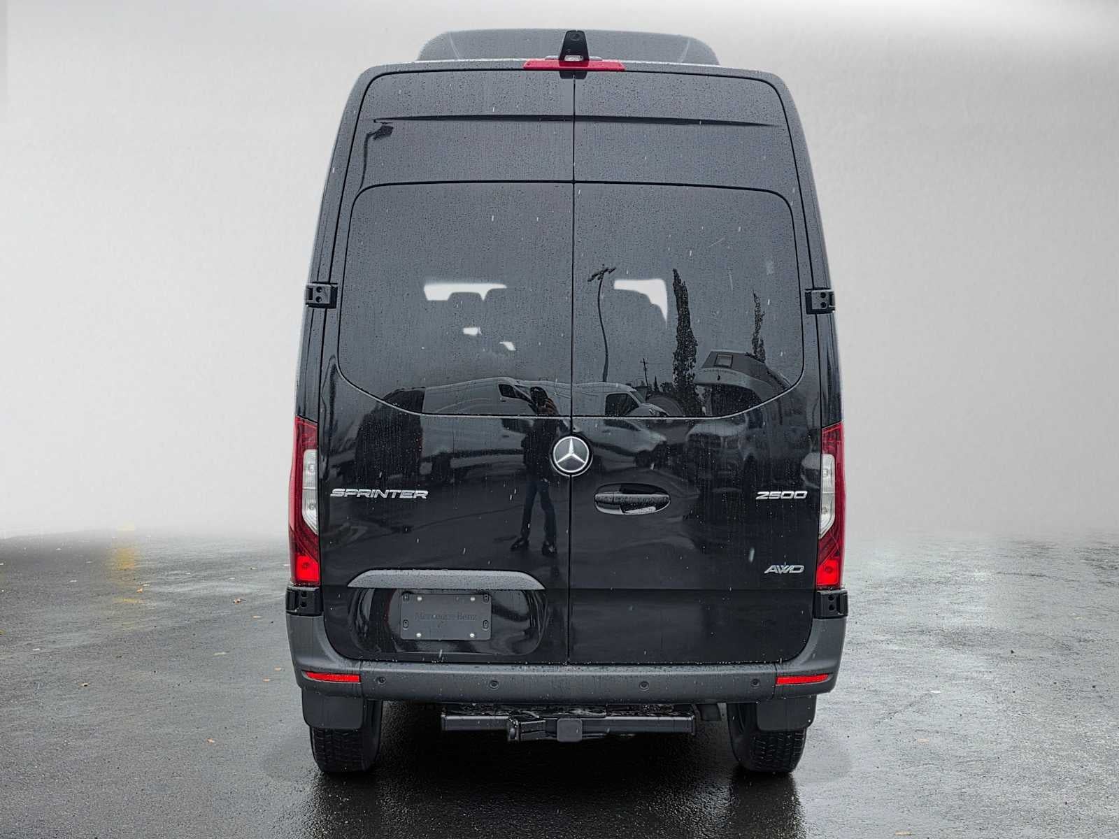 2026 Mercedes-Benz Sprinter Passenger 2500 Standard Roof I4 Diesel HO 144 AWD