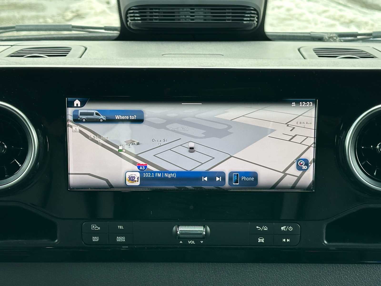 2026 Mercedes-Benz Sprinter Passenger Van 2500 Standard Roof I4 Diesel HO 144 AWD