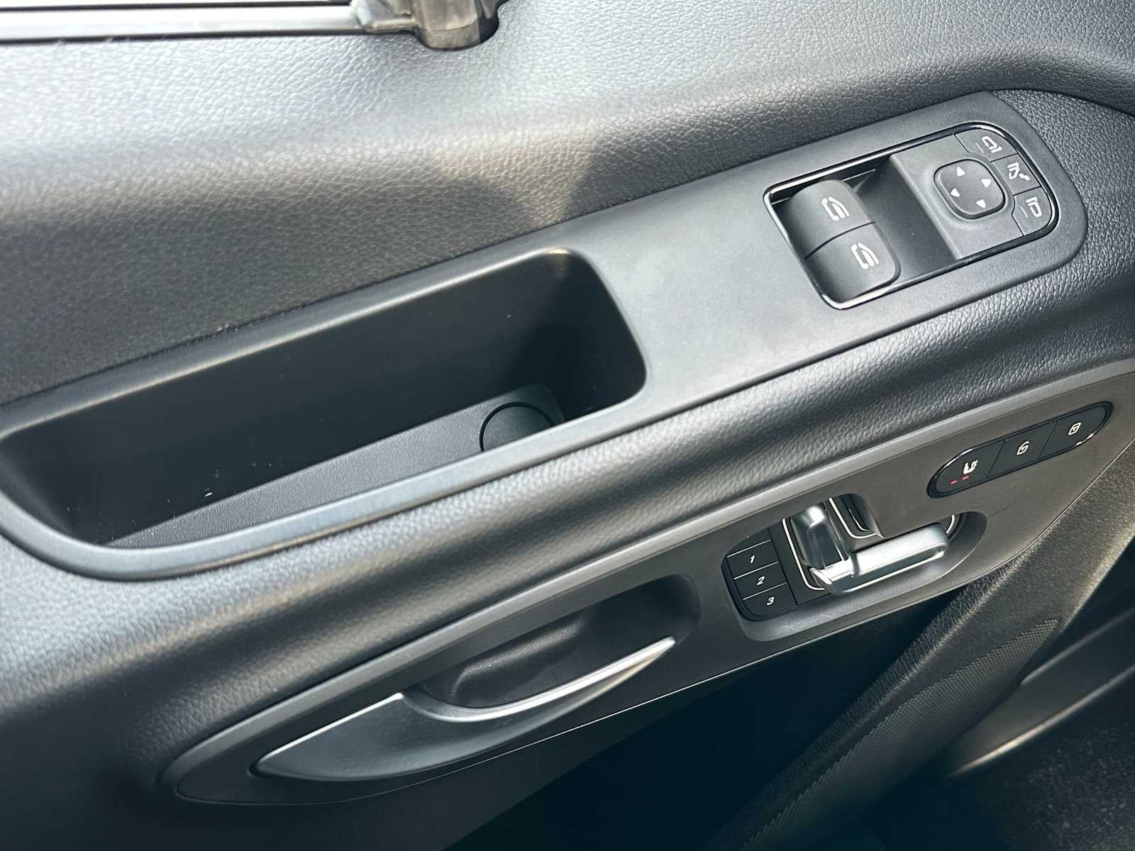 2026 Mercedes-Benz Sprinter Passenger Van 2500 Standard Roof I4 Diesel HO 144" AWD