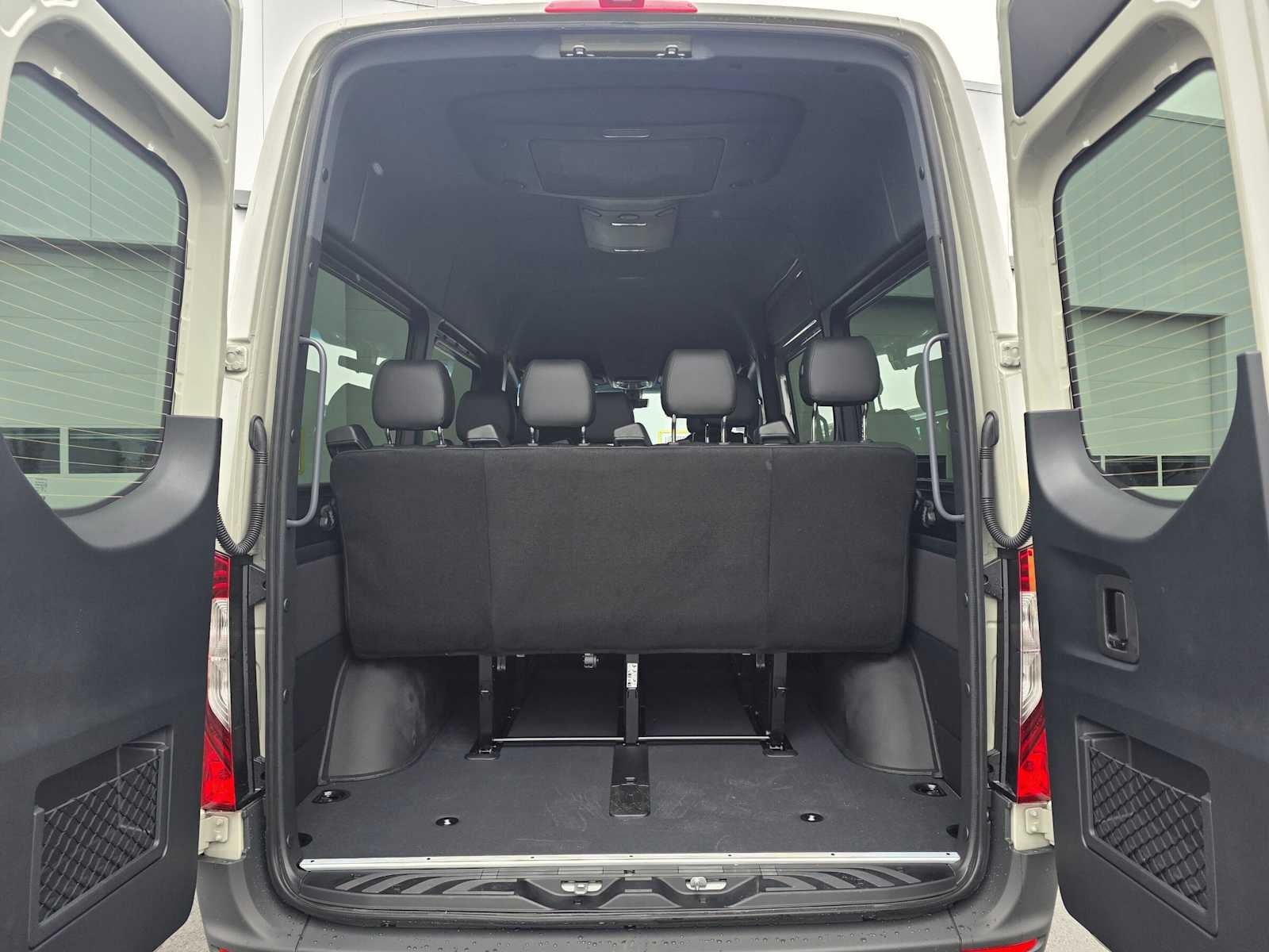 2026 Mercedes-Benz Sprinter Passenger 2500 Standard Roof I4 Diesel HO 144 AWD