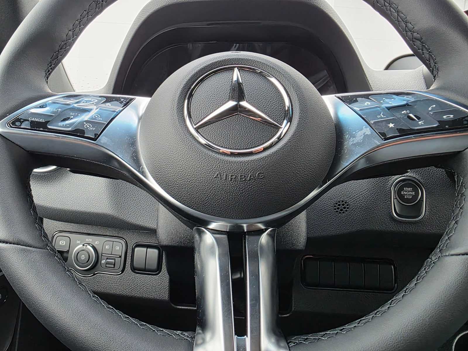 2026 Mercedes-Benz Sprinter Passenger 2500 Standard Roof I4 Diesel HO 144 AWD