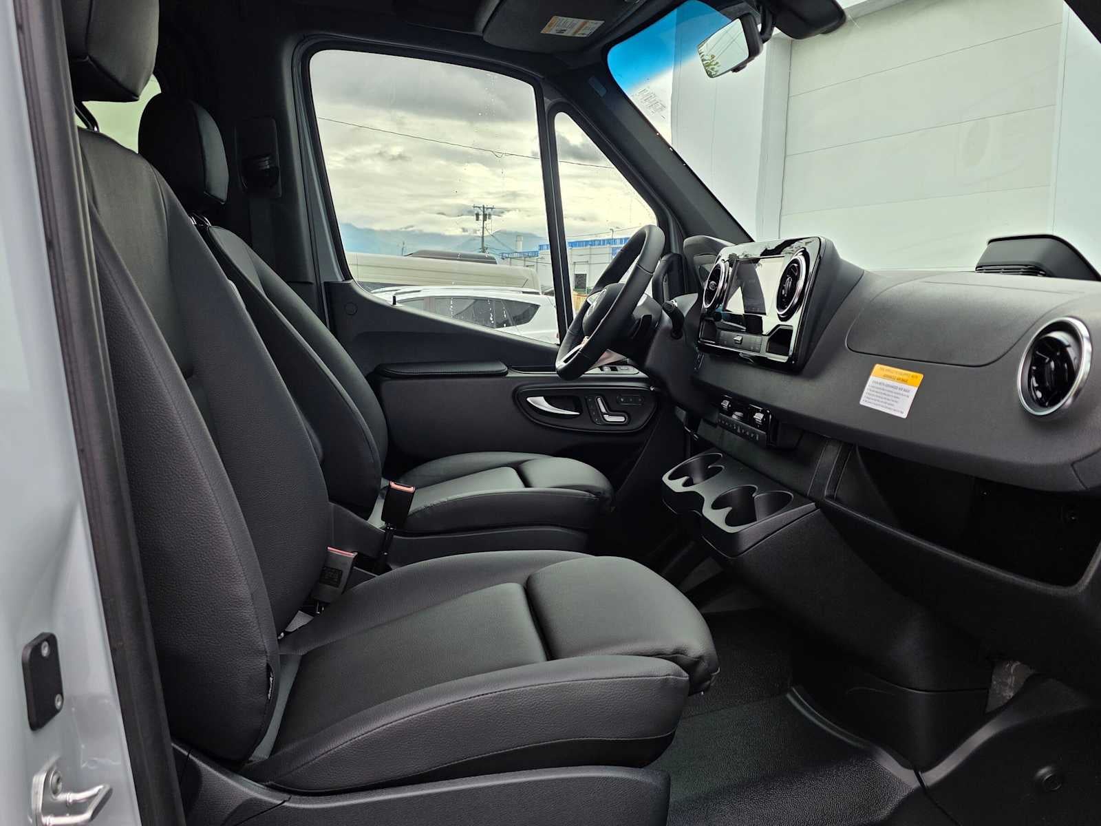 2026 Mercedes-Benz Sprinter Passenger Van 2500 Standard Roof I4 Diesel HO 144 AWD