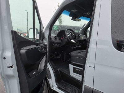 2026 Mercedes-Benz Sprinter Passenger 2500 Standard Roof I4 Diesel HO 144 AWD
