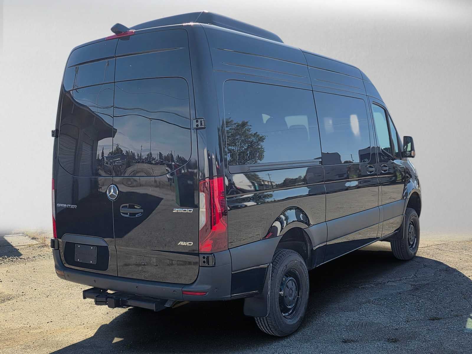 2026 Mercedes-Benz Sprinter Passenger Van 2500 Standard Roof I4 Diesel HO 144 AWD