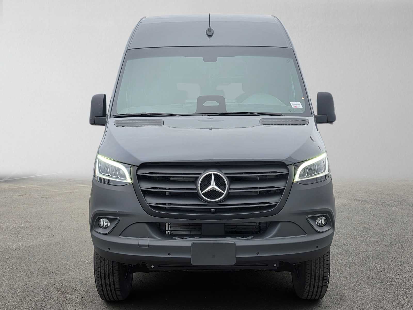 2026 Mercedes-Benz Sprinter Passenger Van 2500 Standard Roof I4 Diesel HO 144 AWD