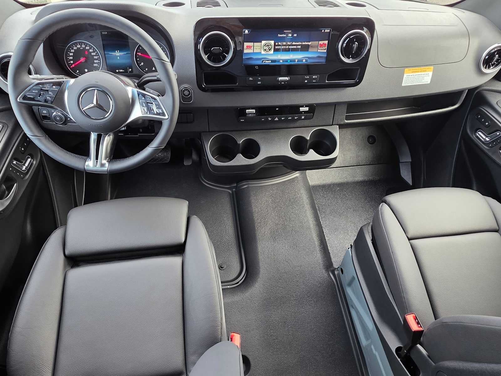 2026 Mercedes-Benz Sprinter Passenger 2500 Standard Roof I4 Diesel HO 144 AWD