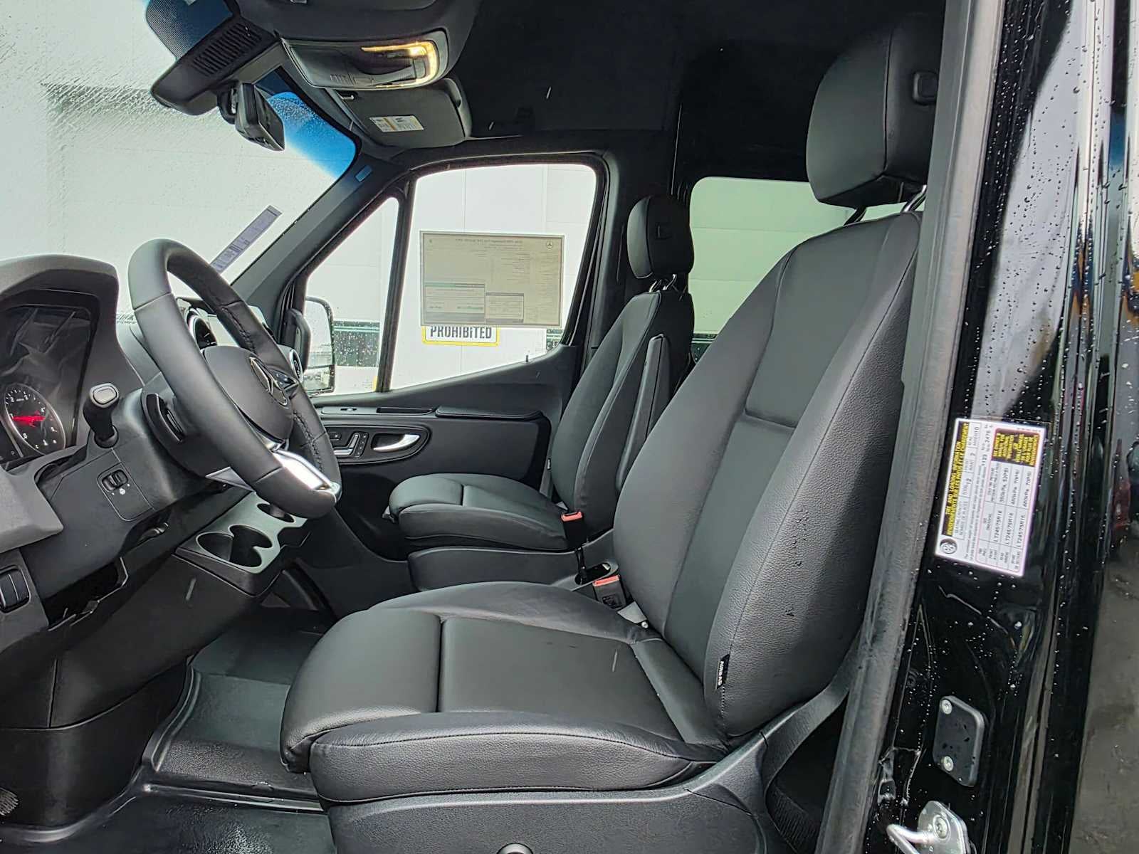2026 Mercedes-Benz Sprinter Passenger 2500 Standard Roof I4 Diesel HO 144 AWD