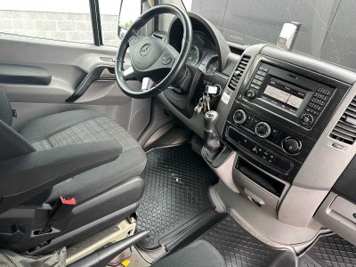 2018 Mercedes-Benz Sprinter Cargo Van 2500 Standard Roof V6 144" 4WD