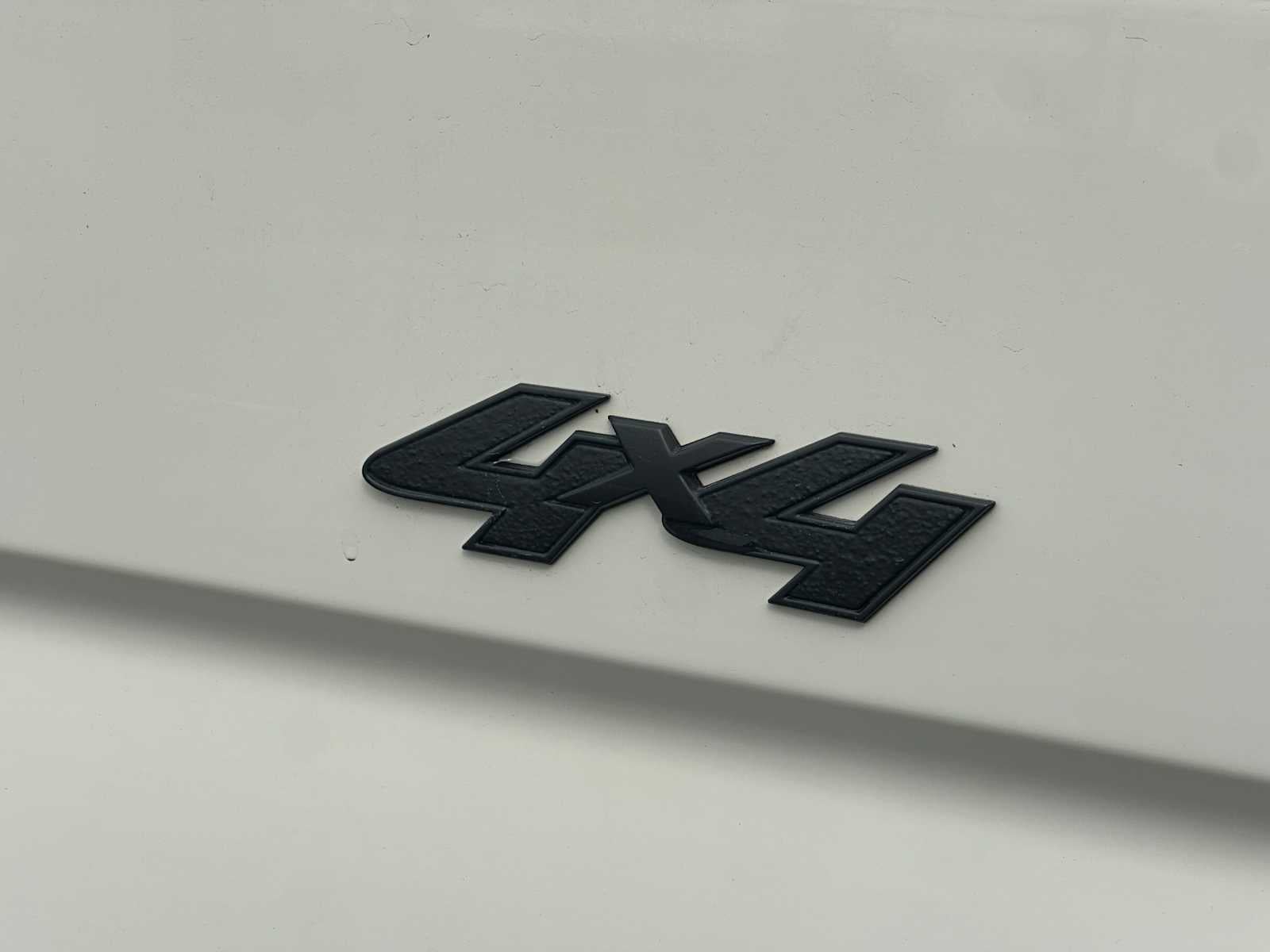 2018 Mercedes-Benz Sprinter Cargo Van 2500 Standard Roof V6 144" 4WD