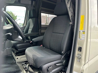 2018 Mercedes-Benz Sprinter Cargo Van 2500 Standard Roof V6 144" 4WD